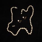 1084 9203 PEARL NECKLACE